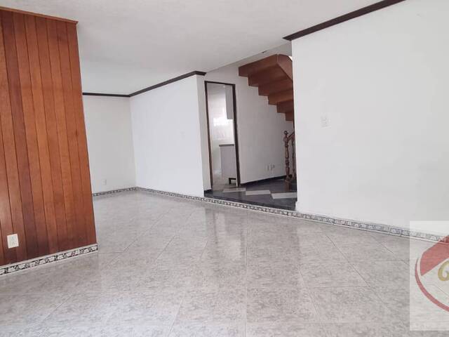 #802 - Casa para Renta en Tlalpan - DF