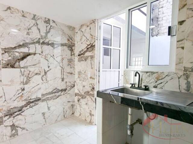 #1129 - Casa para Venta en Coyoacán - DF - 1