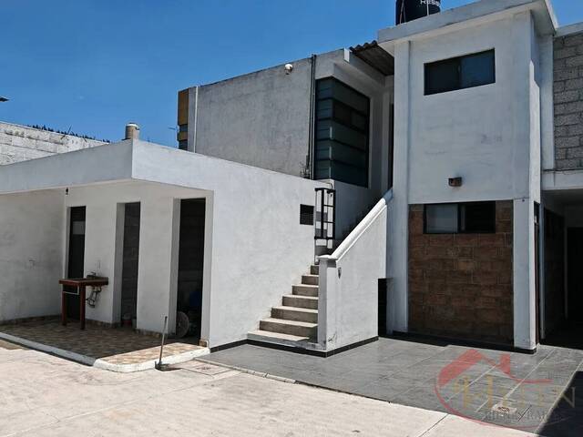 #1204 - Casa para Venta en Iztapalapa - DF - 2