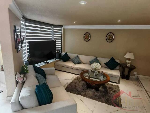 #1233 - Casa para Venta en Gustavo A. Madero - DF - 1