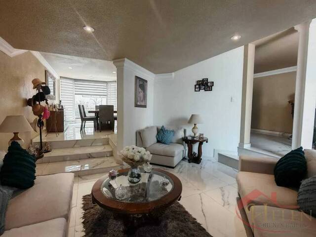 #1233 - Casa para Venta en Gustavo A. Madero - DF - 3