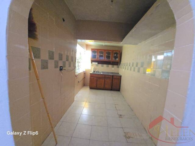 #1255 - Casa para Venta en Alvaro Obregón - DF - 2