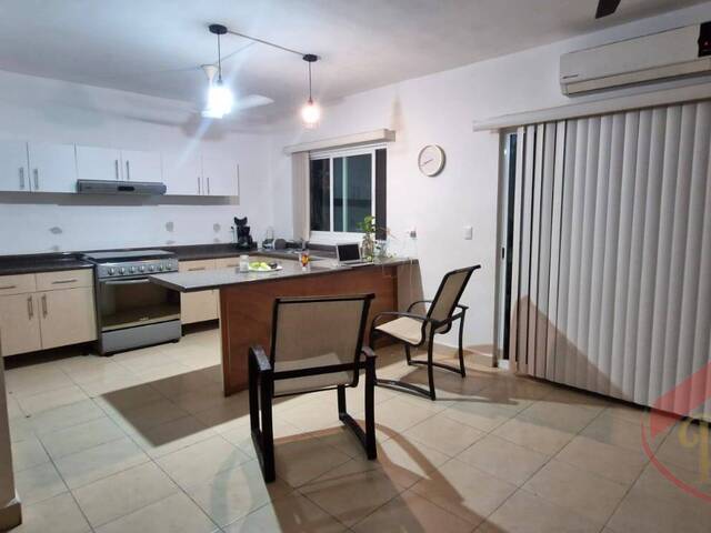 #1312 - Casa para Venta en Quintana Roo - YN - 2